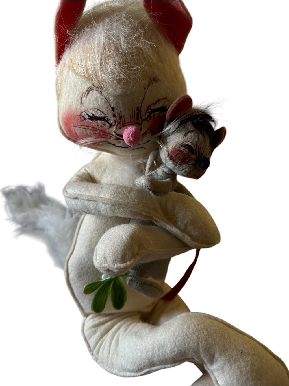 Vintage 1987 Annalee Cat Hugging Mouse with Mistletoe Doll 12” Christmas Holiday